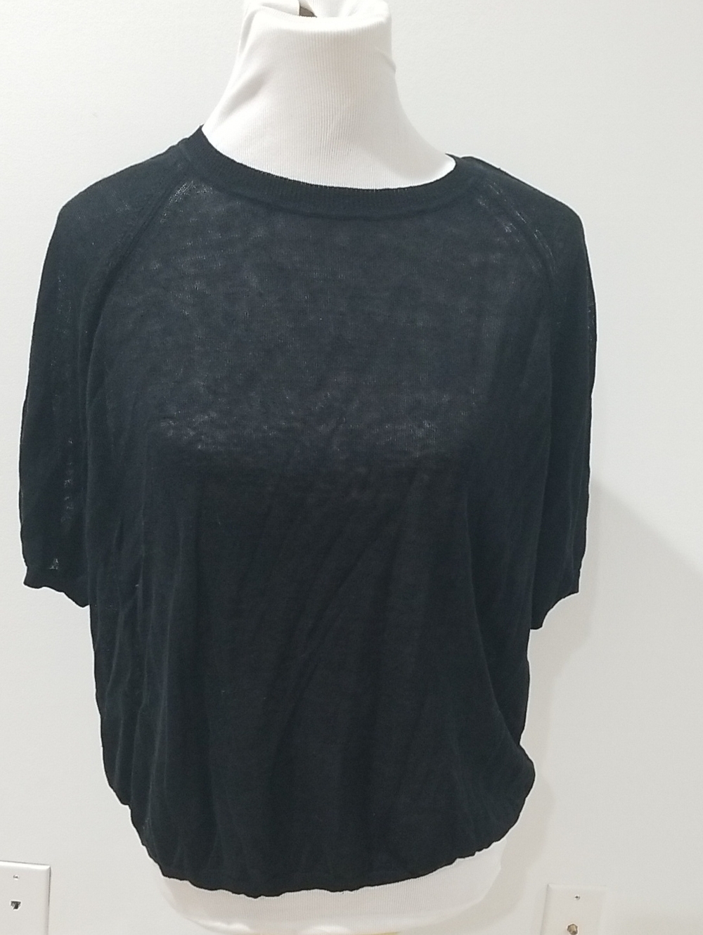 Banana Republic Black Short Sleeve Crewneck Tee